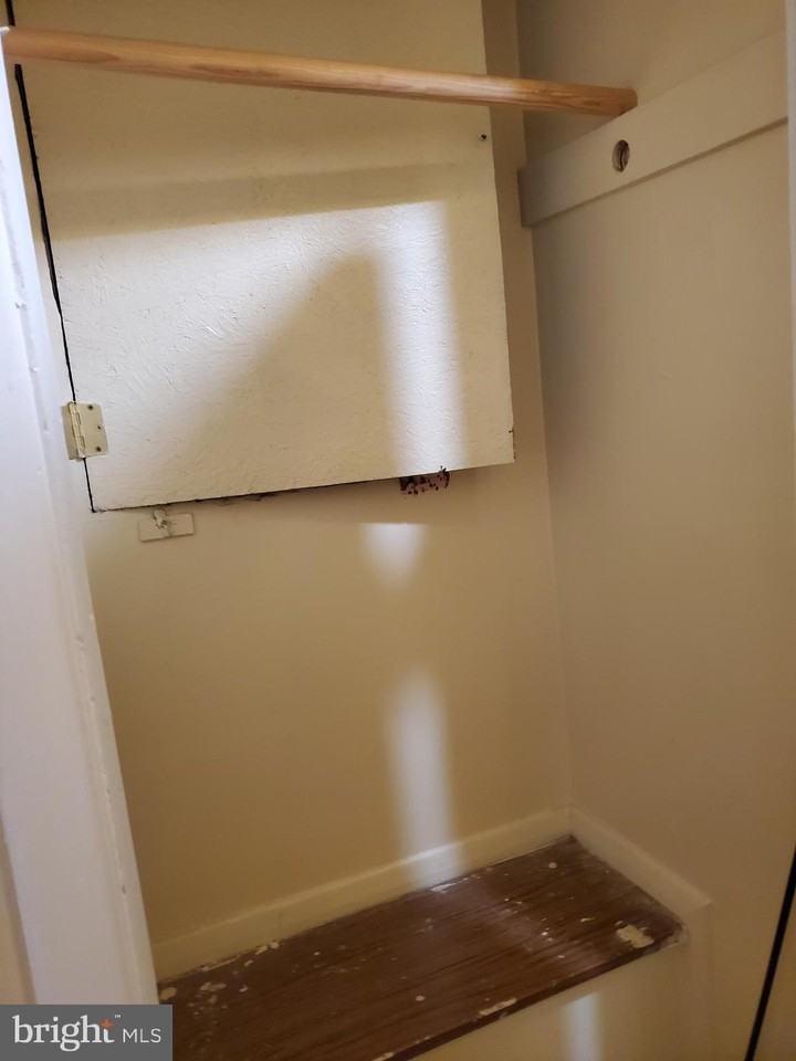 8408 Church Ln - Photo 6 of 24