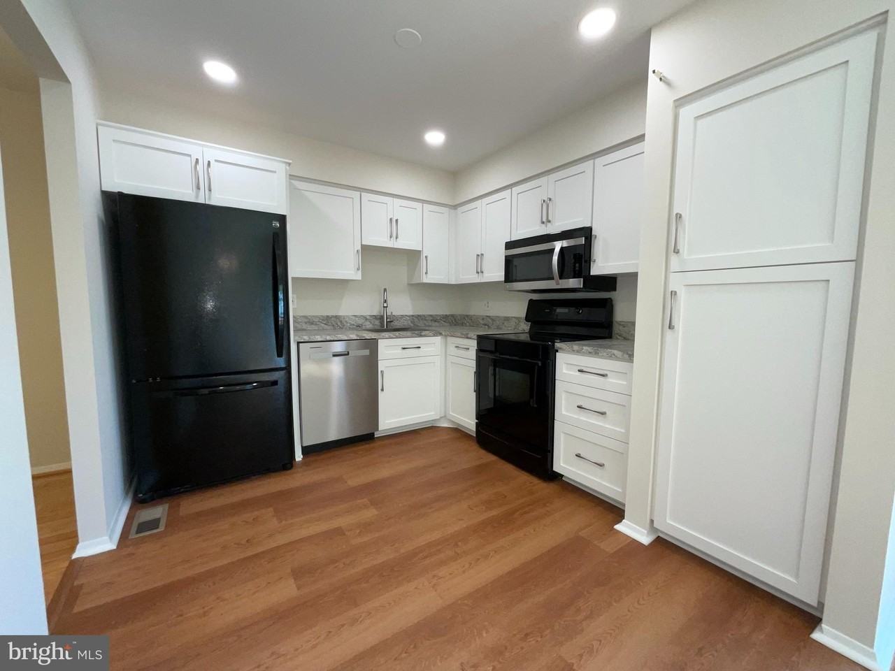 1200 Alexander Ave - Photo 6 of 23