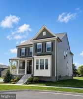 featured image of 1717 Evansberry Dr
