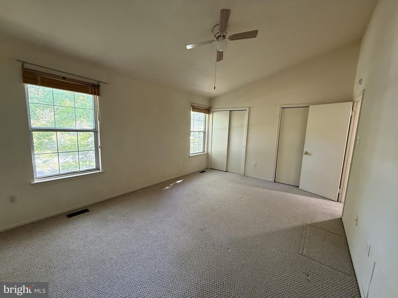 4711 Leyden Way - Photo 7 of 19