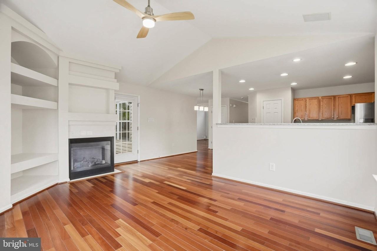 6020 Moonsails Ln - Photo 7 of 26