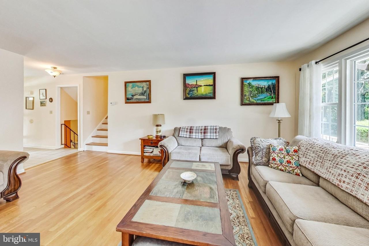 806 Hope Ct - Photo 6 of 45