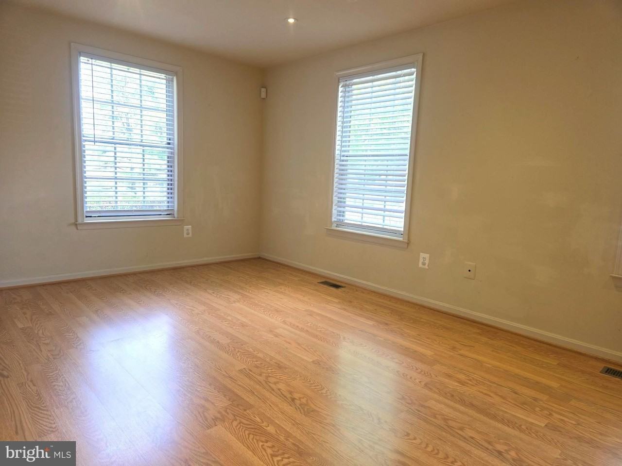 14601 Devereaux Ter - Photo 3 of 27