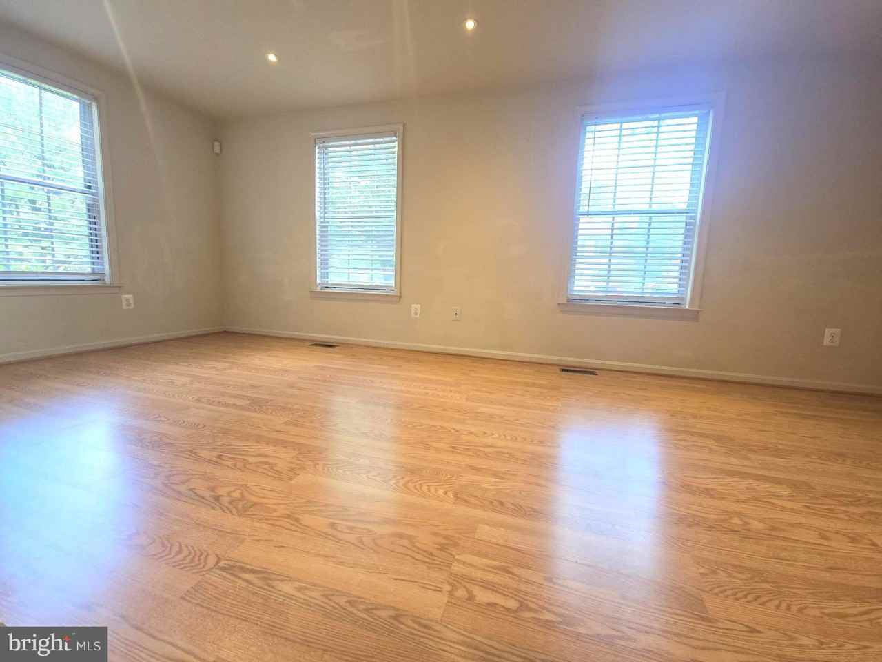14601 Devereaux Ter - Photo 5 of 27