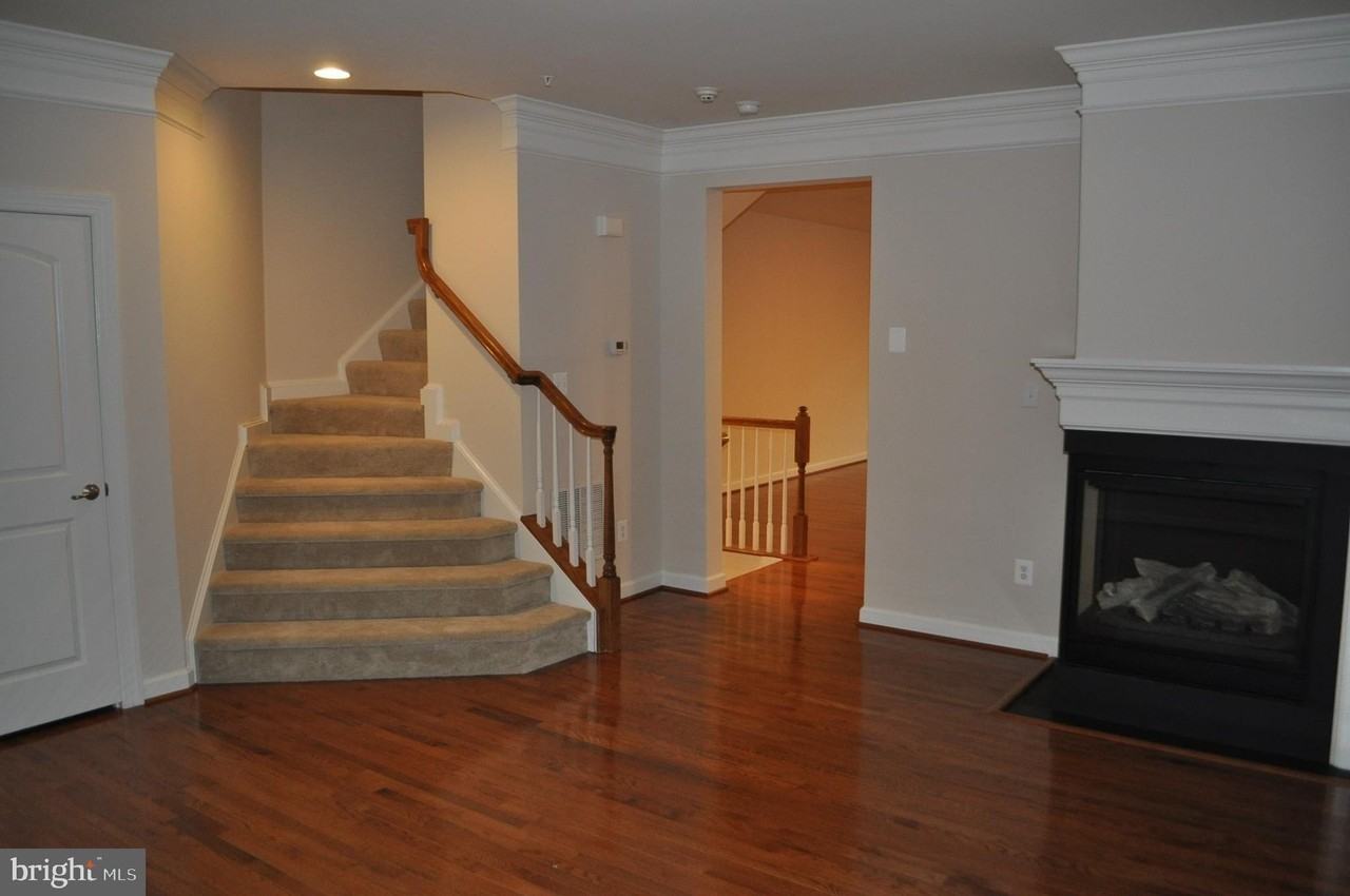 346 White Ash Pl - Photo 3 of 5