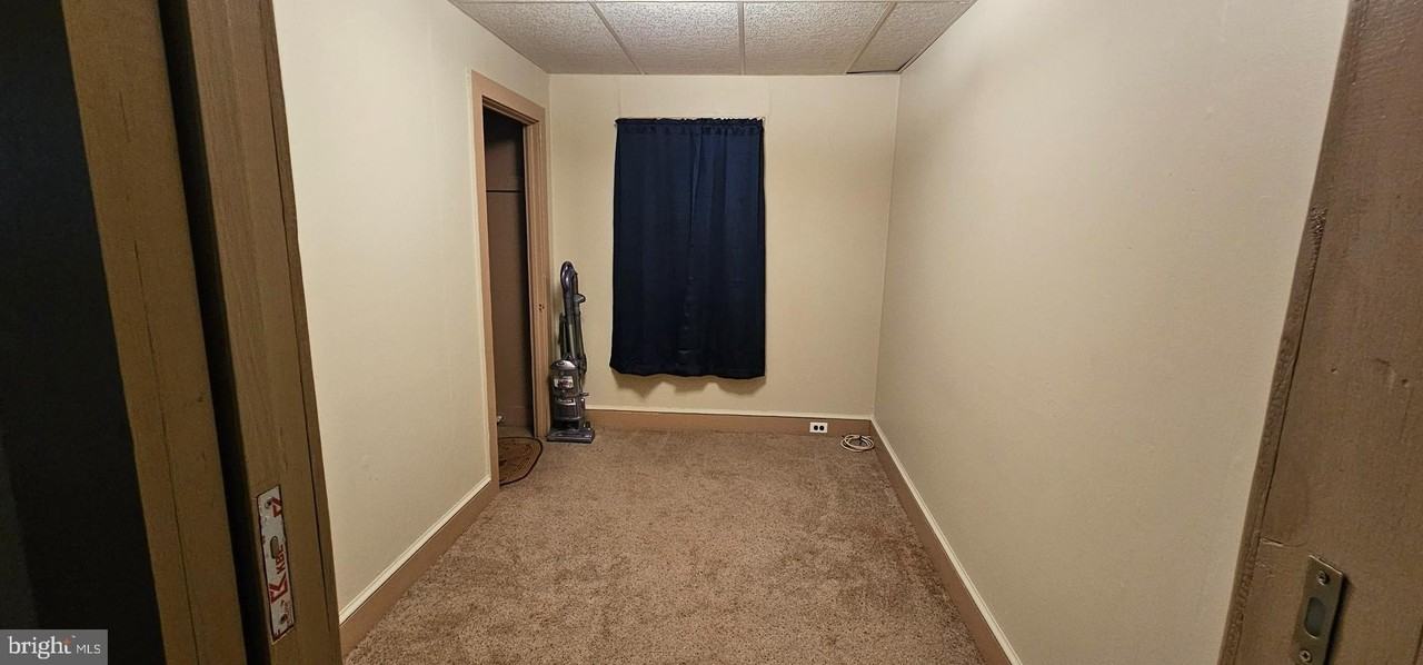 1024 N Pearl St - Photo 2 of 13