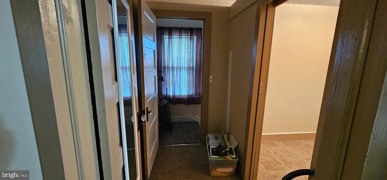 1024 N Pearl St - Photo 3 of 13