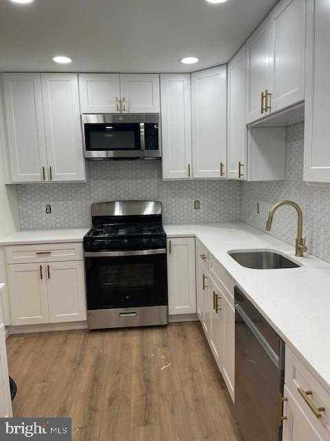 732 Willopenn Dr - Photo 3 of 11