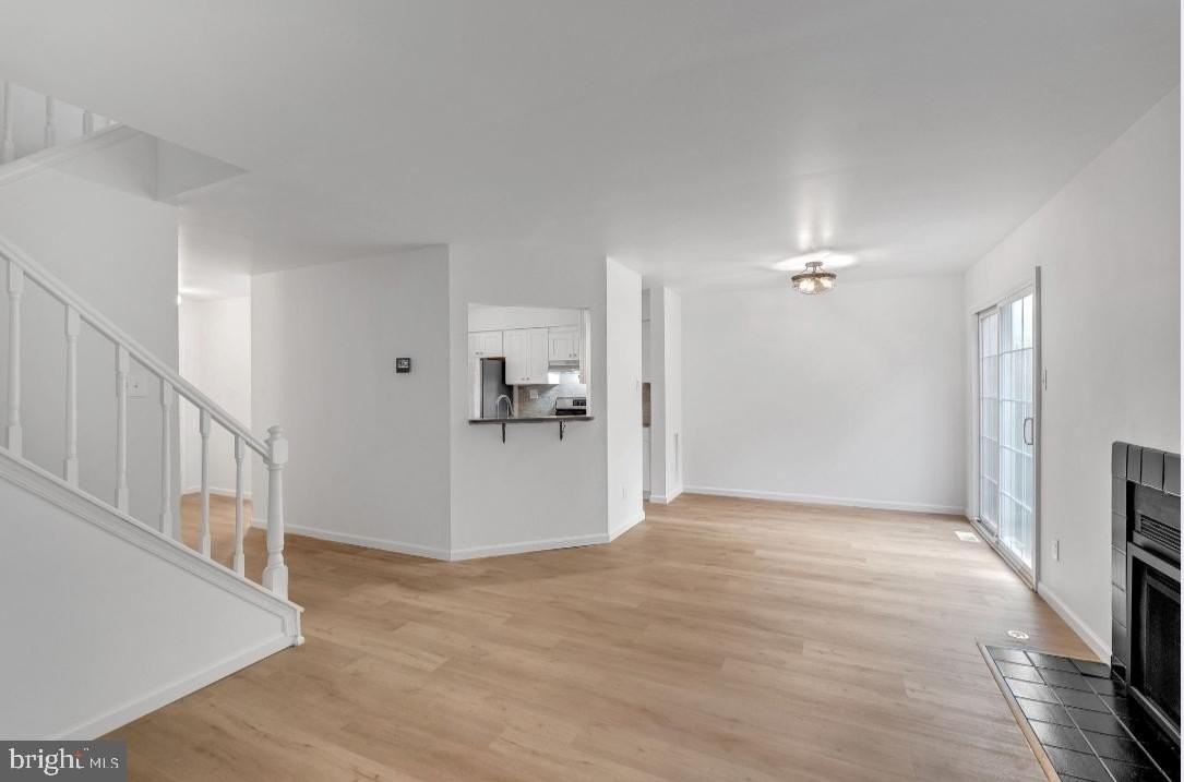 645 Palmer Ln - Photo 4 of 9