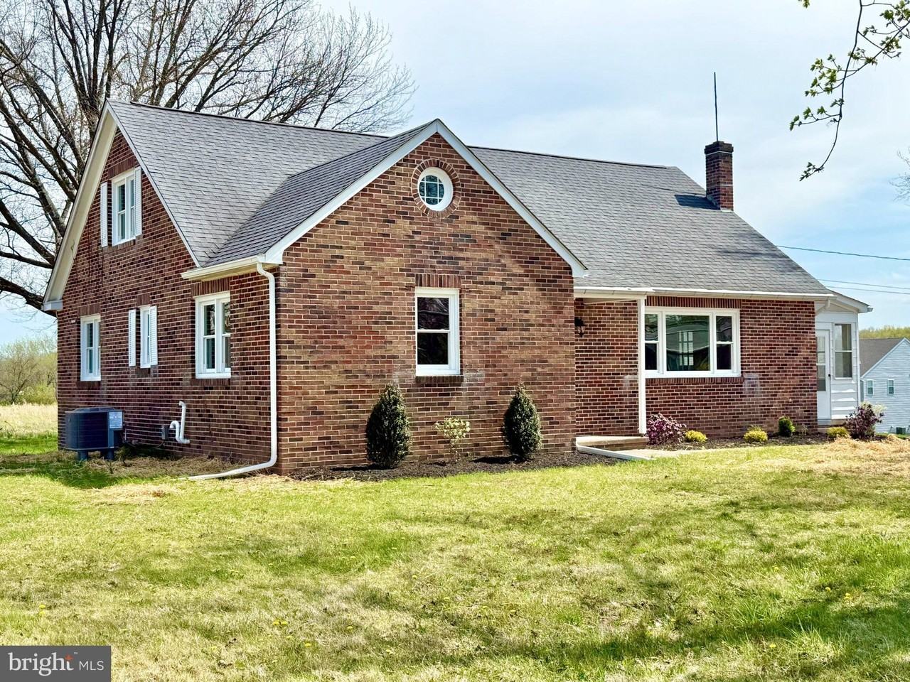 330 Gilbertsville Rd - Photo 2 of 30
