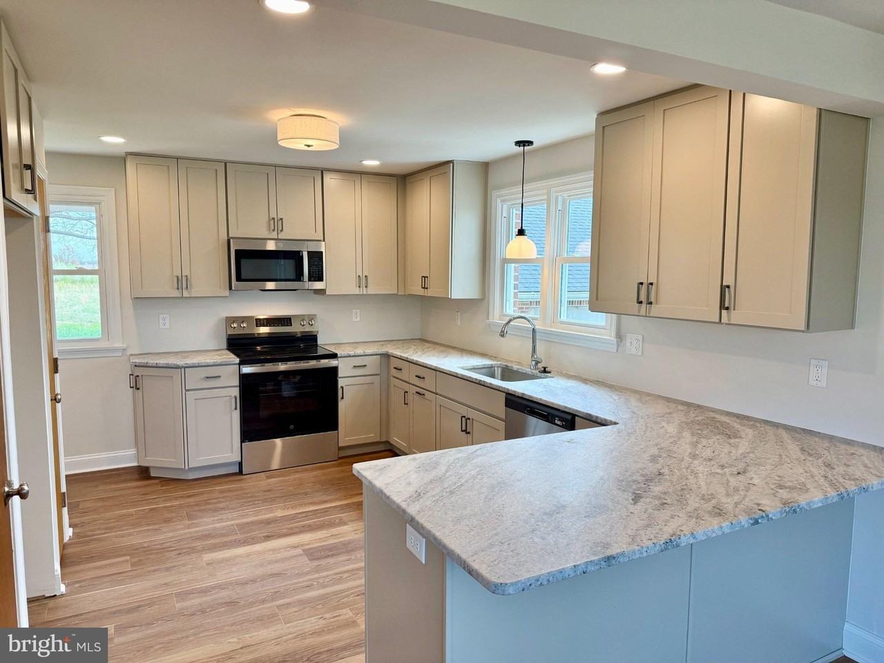 330 Gilbertsville Rd - Photo 6 of 30