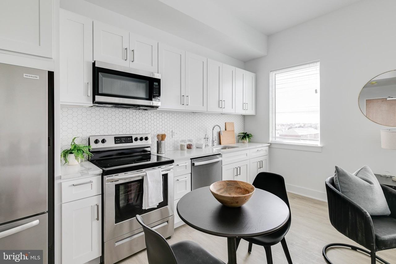 2201 Washington Ave #315 - Photo 3 of 16