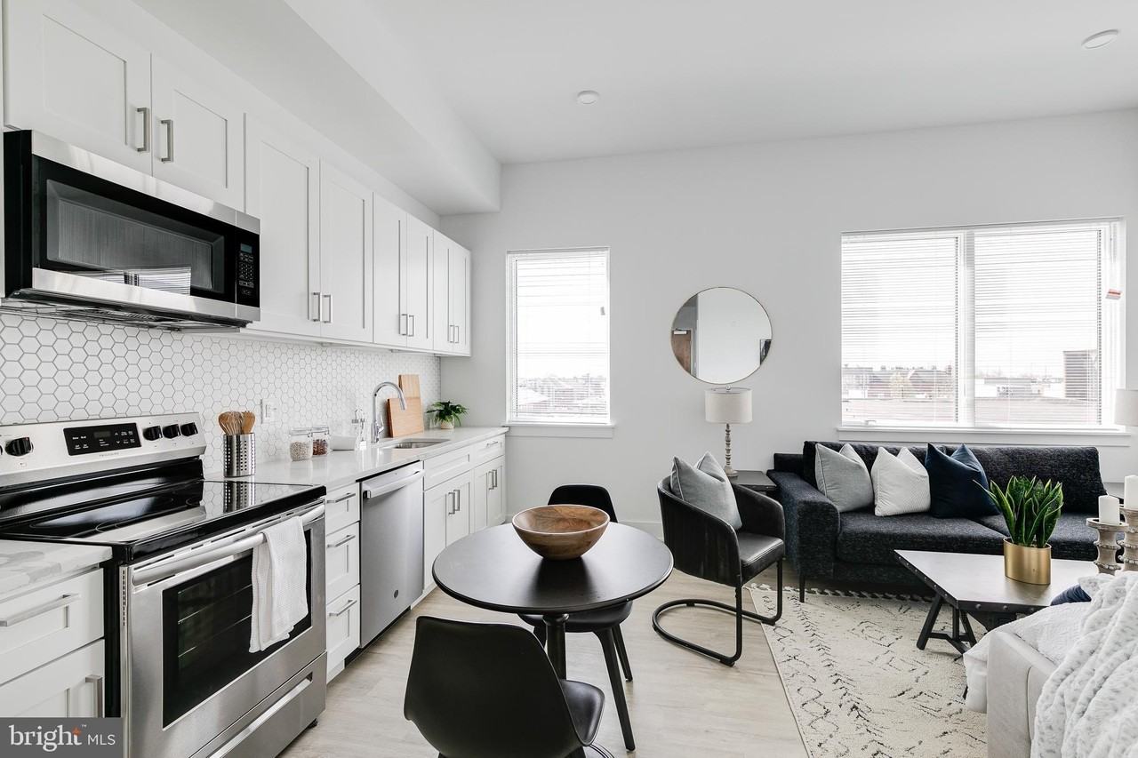 2201 Washington Ave #315 - Photo 4 of 16