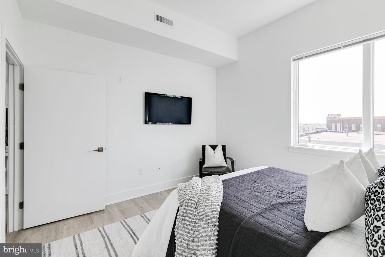 2201 Washington Ave #316 - Photo 3 of 20