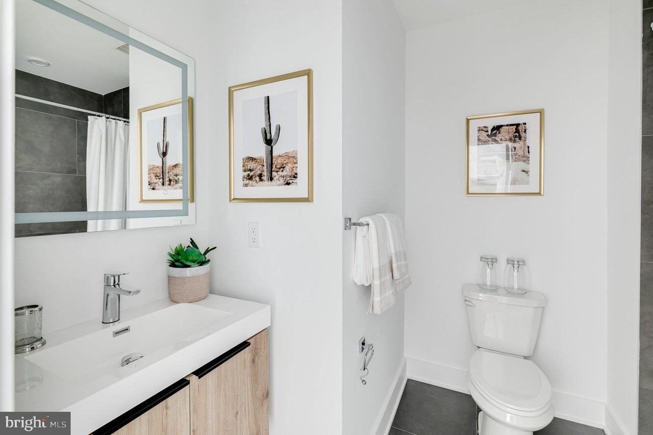 2201 Washington Ave #316 - Photo 7 of 20