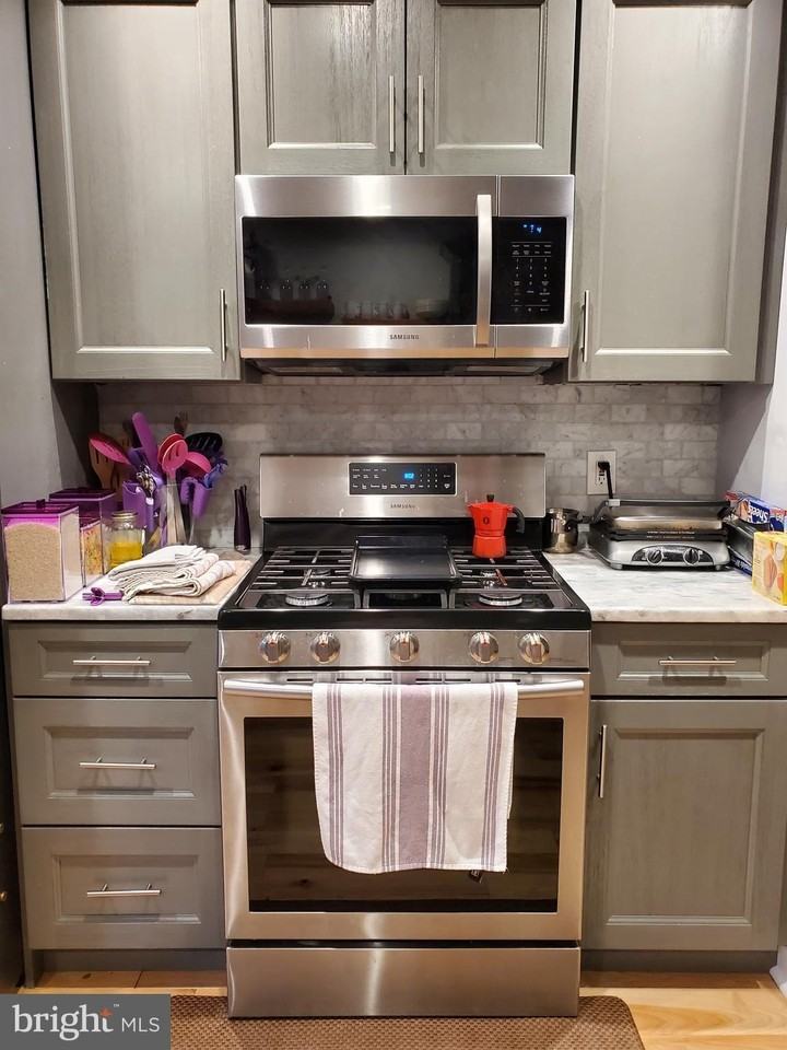 2619 Manton St - Photo 6 of 43
