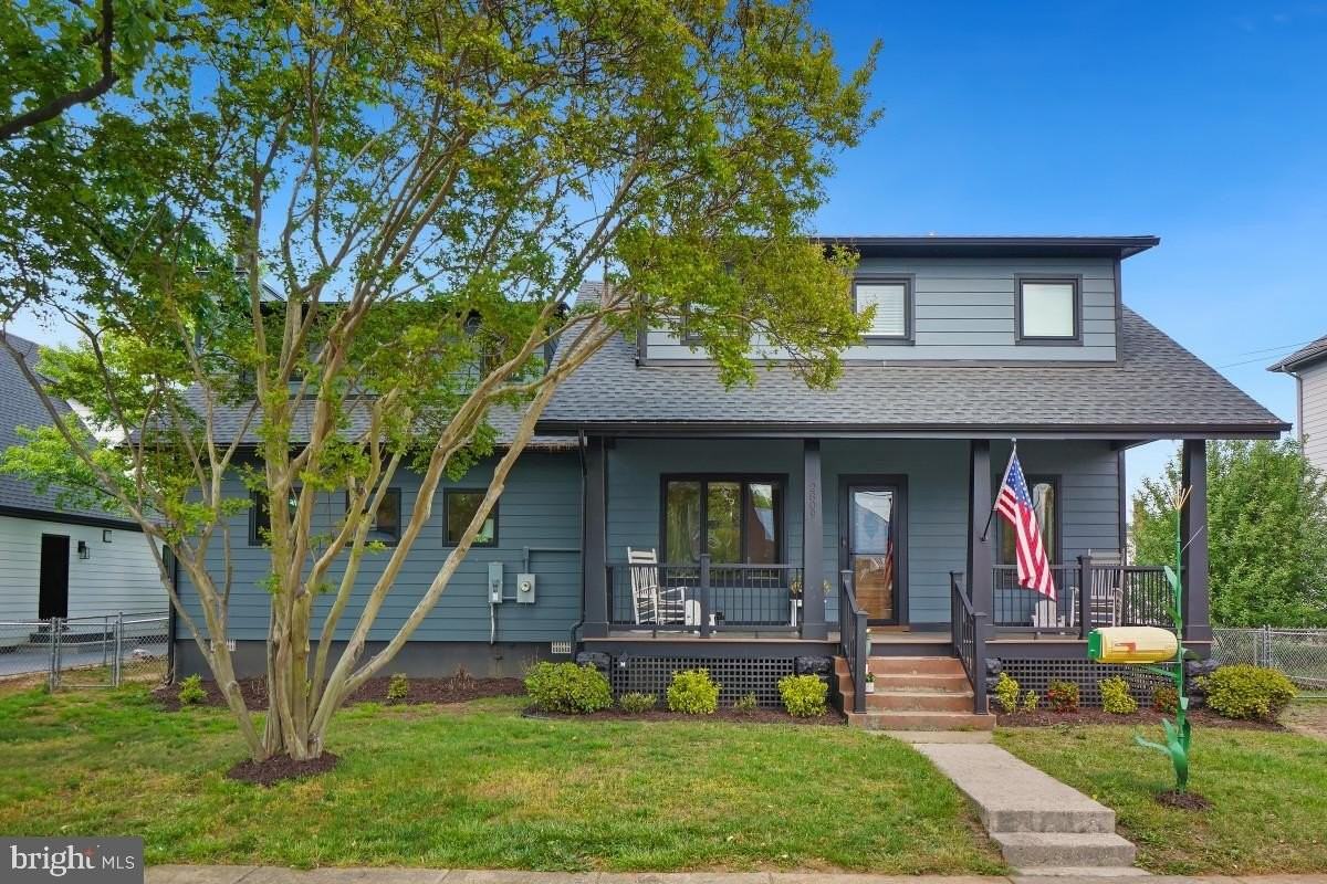 2809 18th St S - Photo 3 of 34