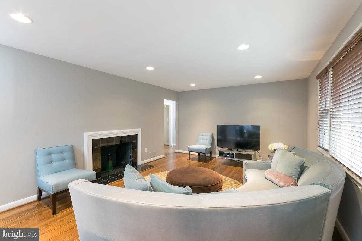 1405 N George Mason Dr - Photo 5 of 27