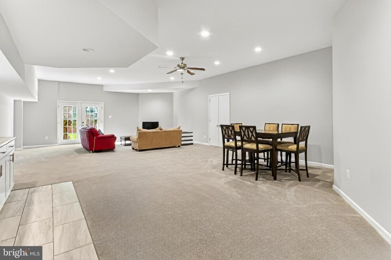 1300 Pinstripe Ct - Photo 7 of 28