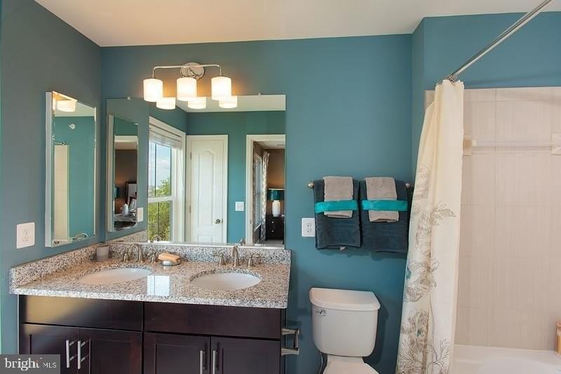 21754 Harroun Ter - Photo 5 of 9