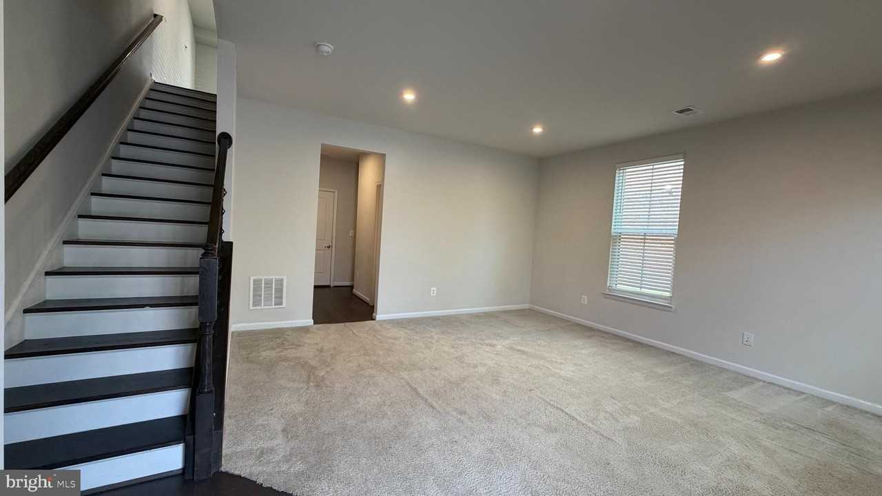 22265 Sims Ter - Photo 5 of 29