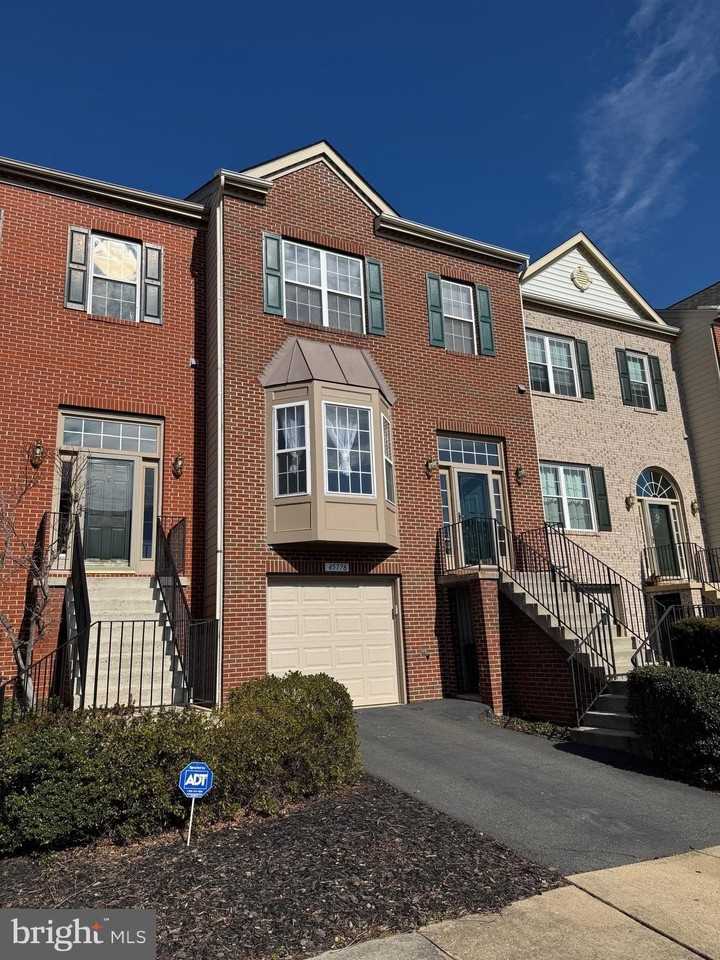 45778 Palace Ter - Photo 3 of 42