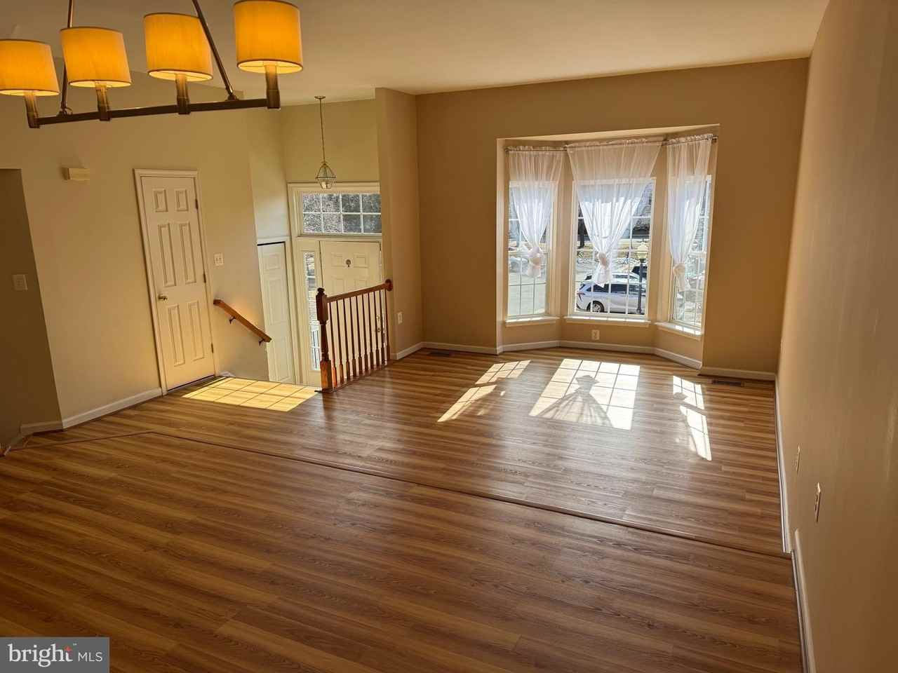 45778 Palace Ter - Photo 7 of 42