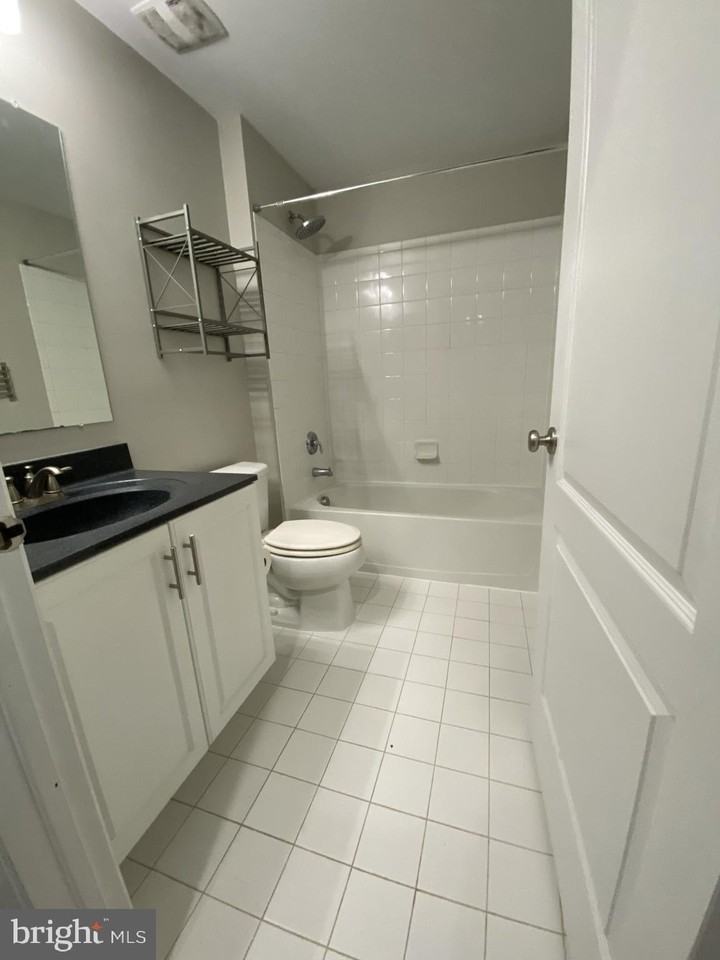 15507 Gossoms Store Ct - Photo 7 of 8