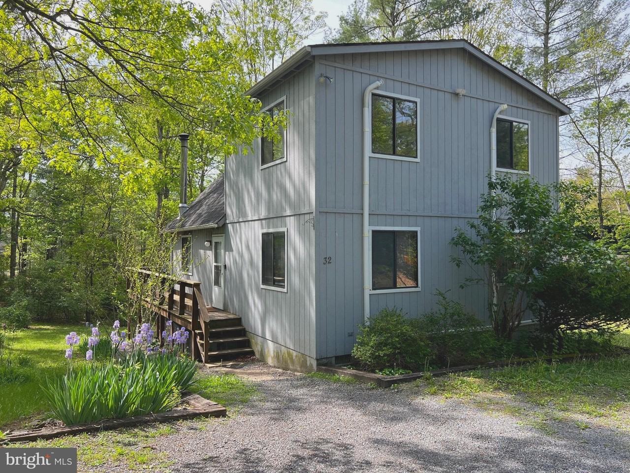 32 Cherry St - Photo 2 of 40