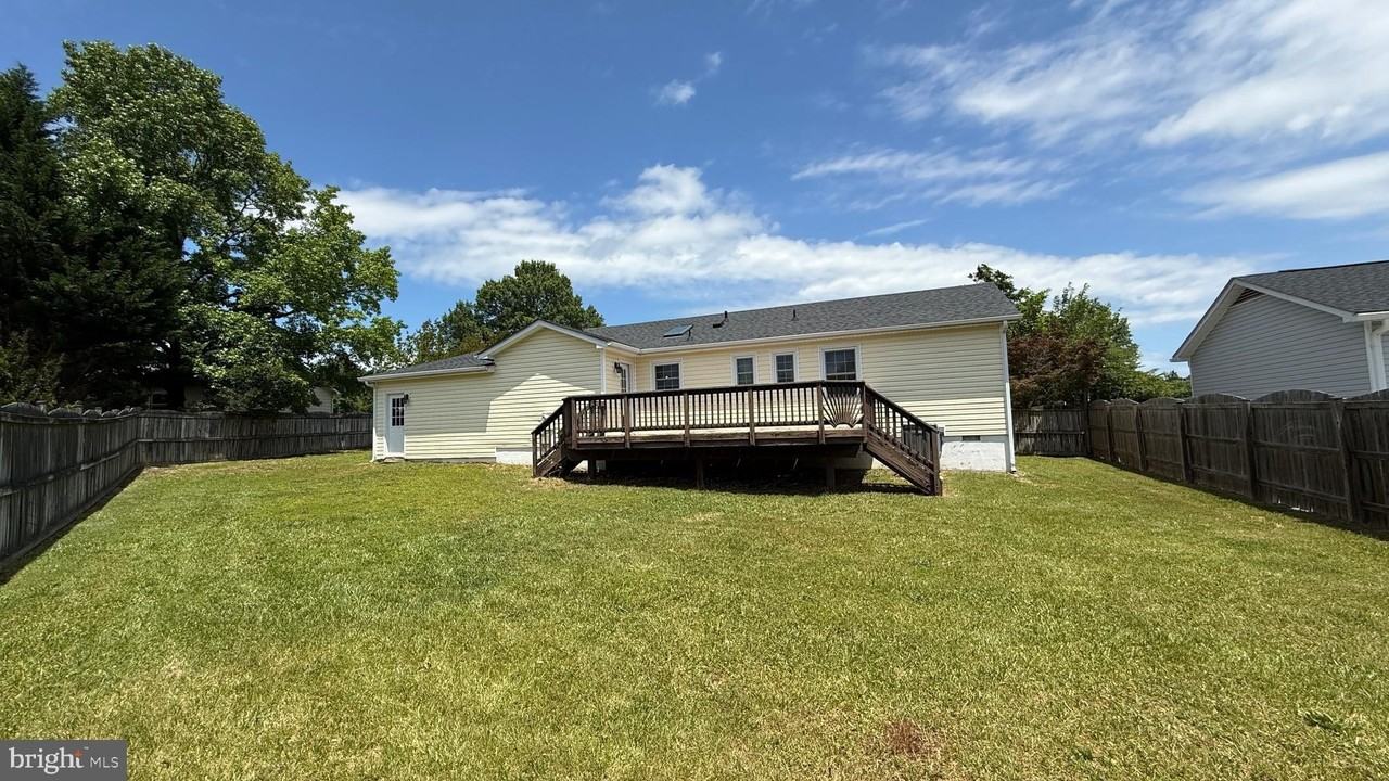 5902 Griffith Way - Photo 4 of 18