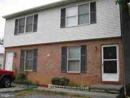 featured image of 578 York Ave
