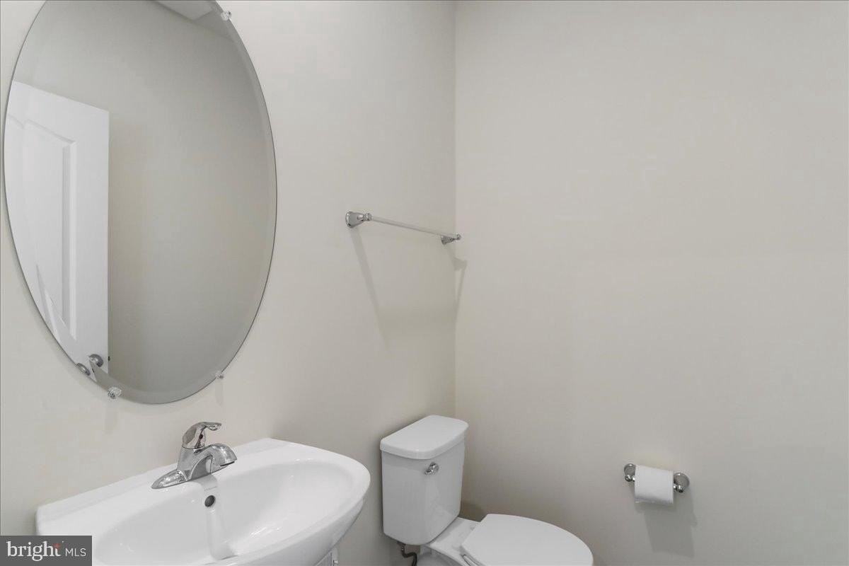 21 Stafford Pl - Photo 6 of 37