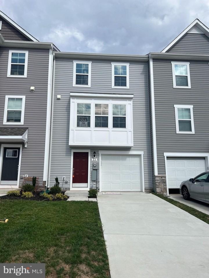 22 Clifton Mnr - Photo 2 of 43