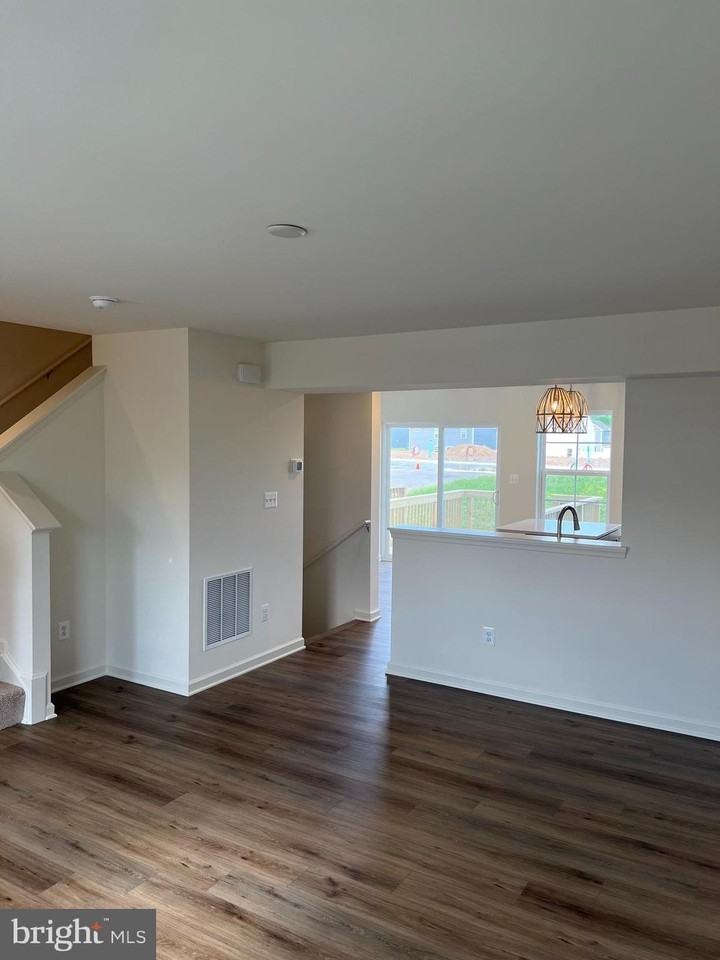 22 Clifton Mnr - Photo 5 of 43