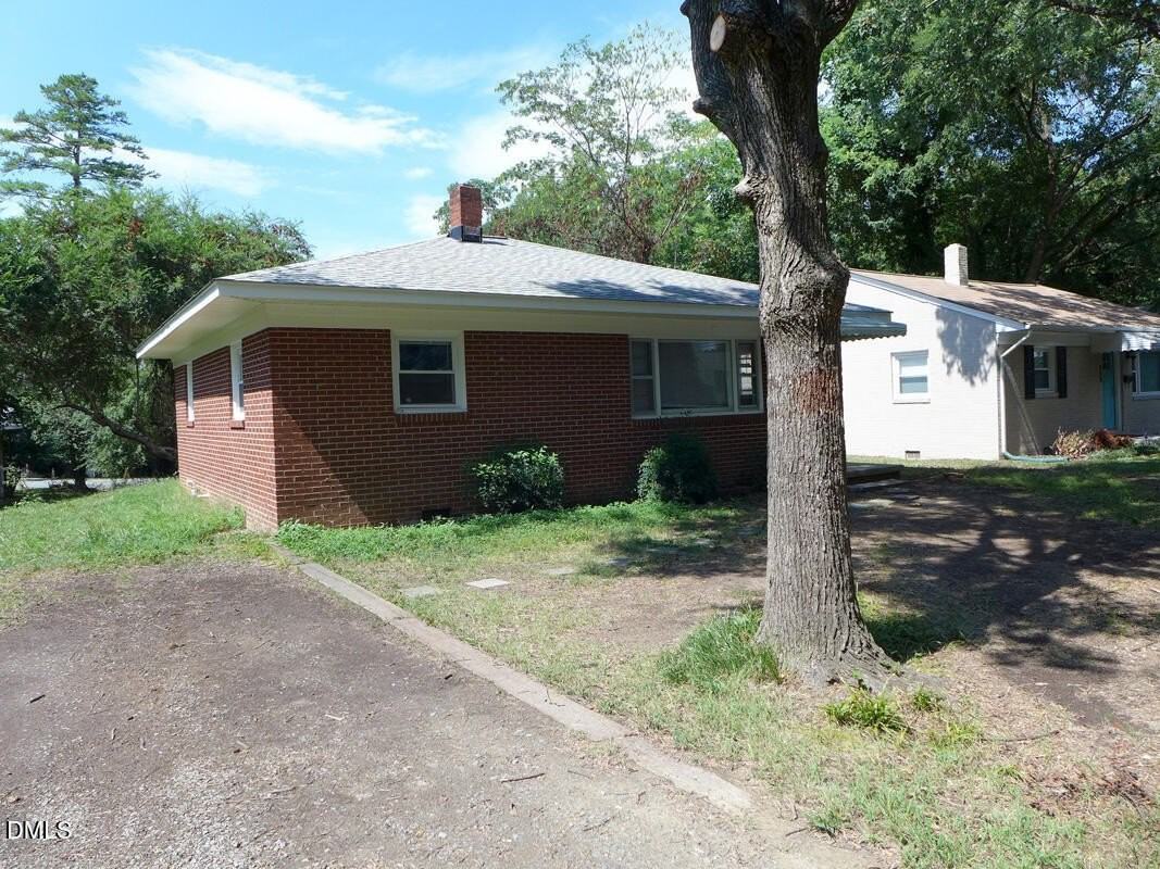 111 Isley St - Photo 2 of 13