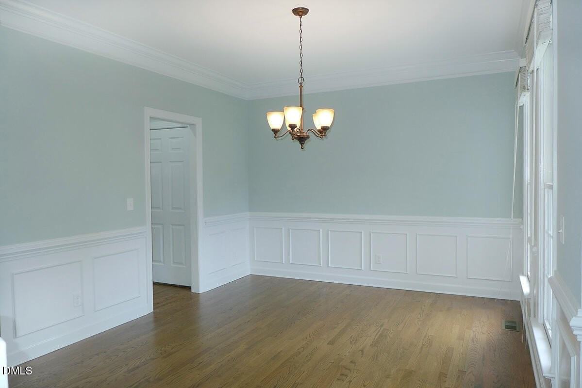 3002 Staffield Ln - Photo 5 of 26