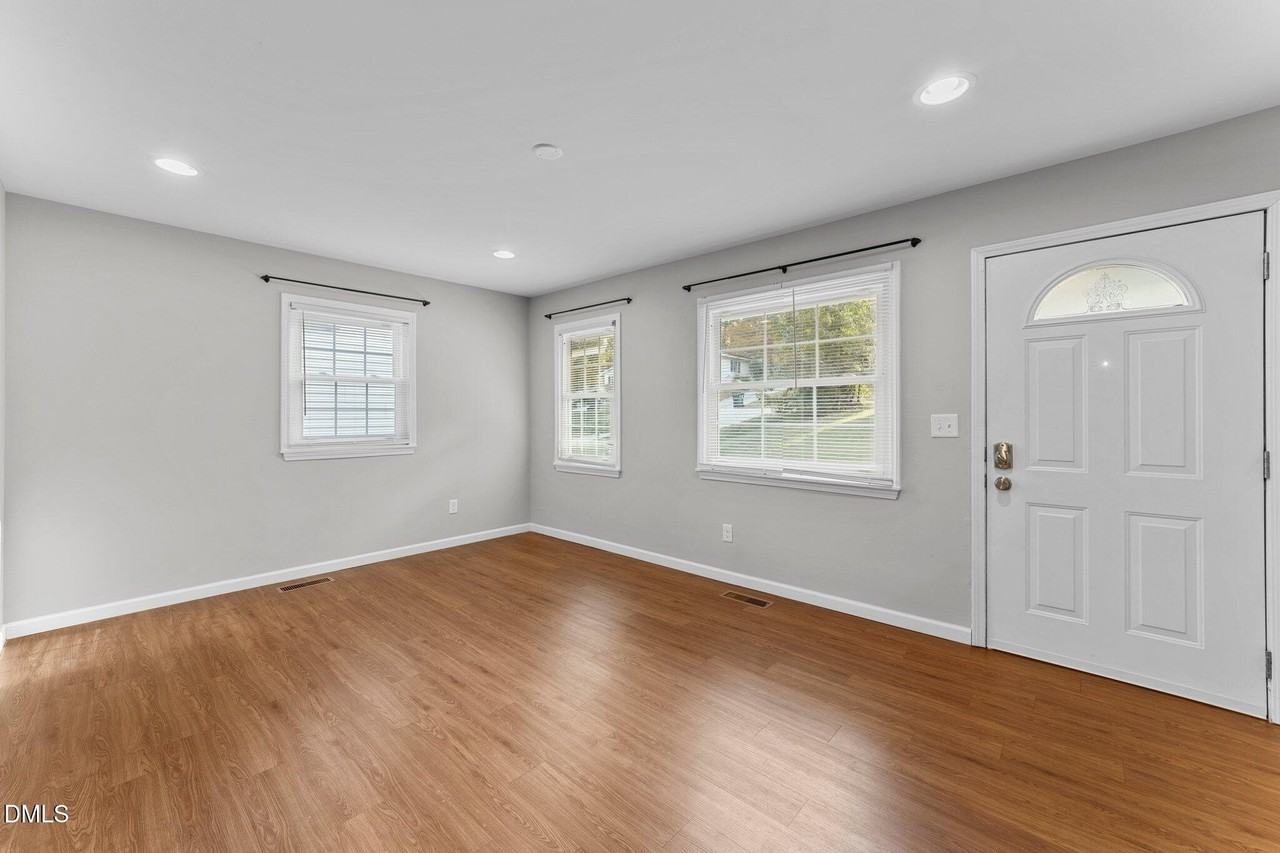 412 2nd St - Photo 2 of 39