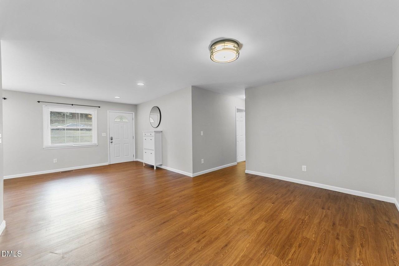 412 2nd St - Photo 6 of 39