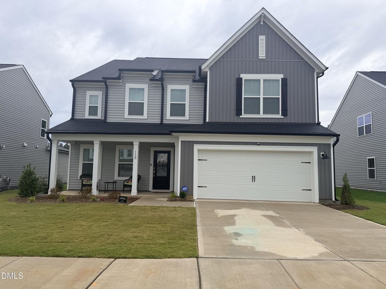 112 Moonflower Ln - Photo 2 of 15