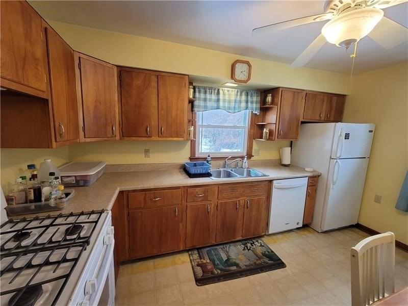 302 South Dr - Photo 4 of 13