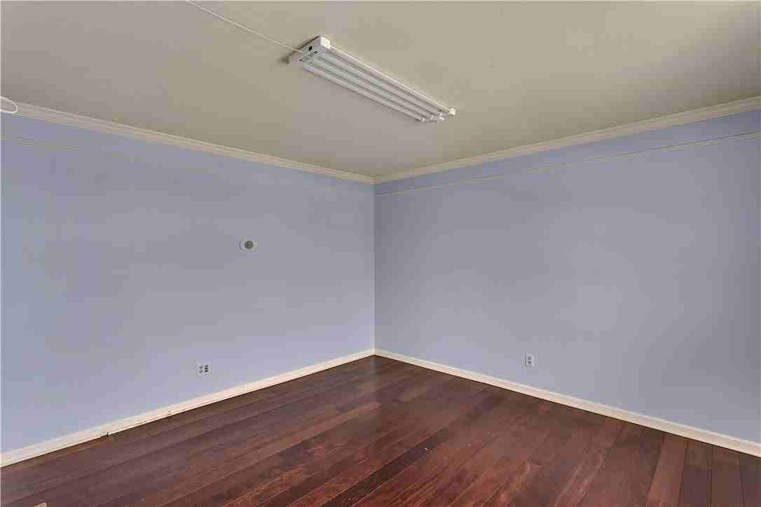 123 Stratford Ct - Photo 7 of 41