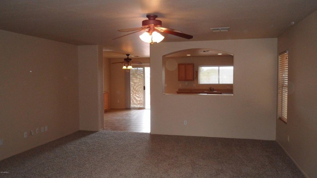 16377 W Cottonwood Street - Photo 2 of 39