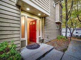 featured image of 2107 E Jefferson St