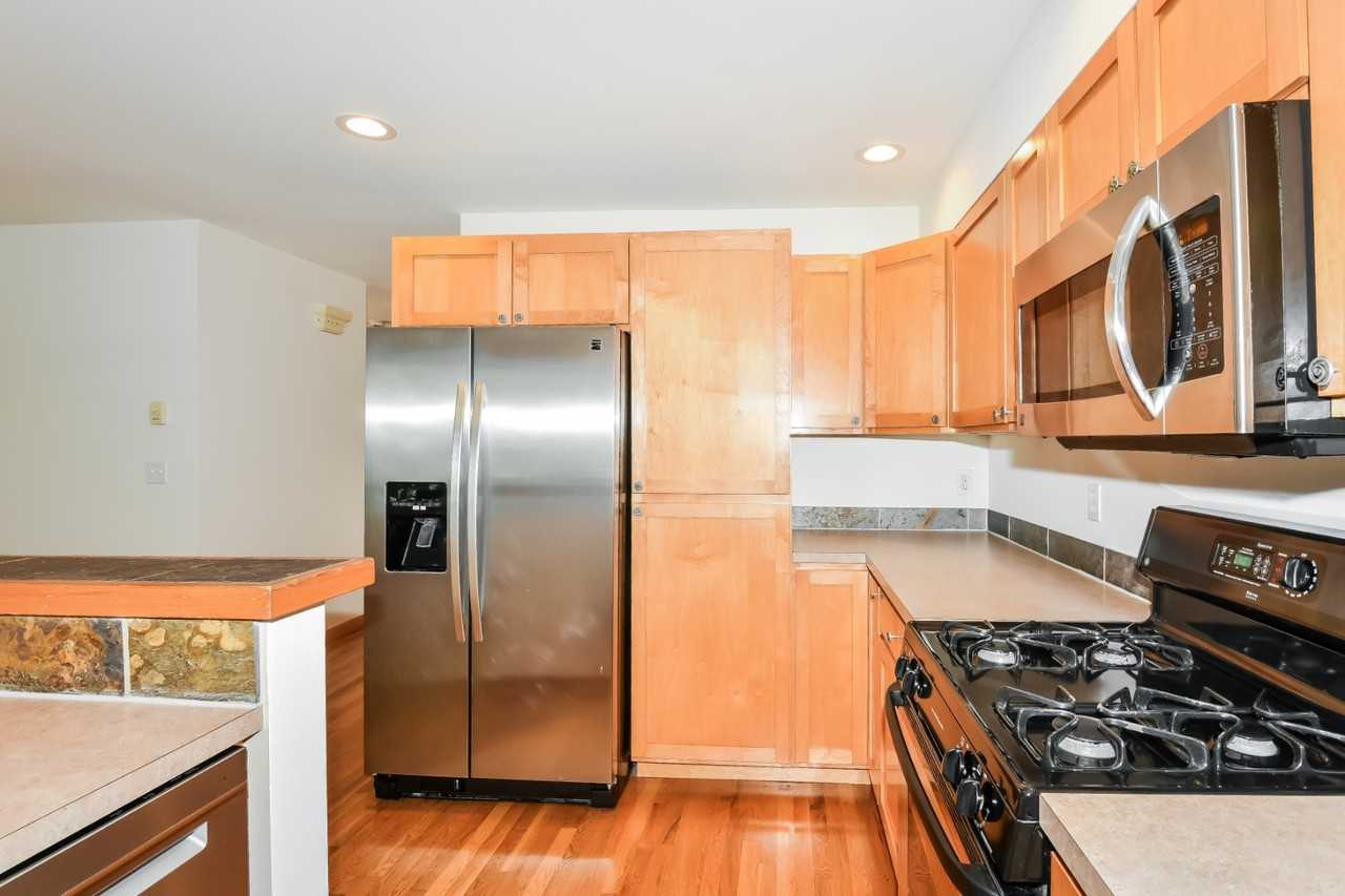 2107 E Jefferson St - Photo 7 of 29