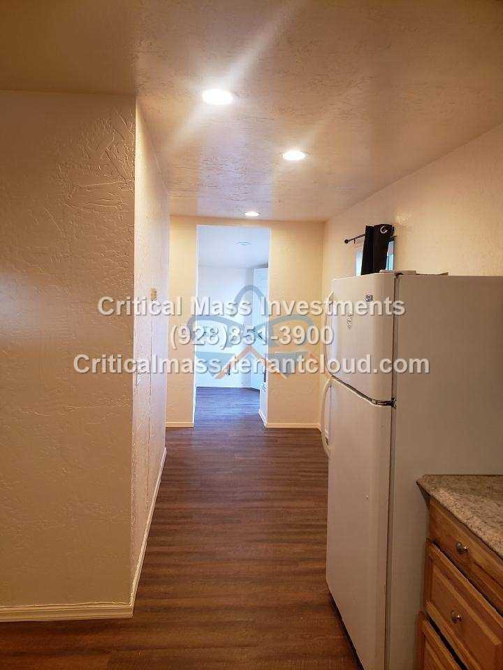 210 E Cherry St #1 - Photo 2 of 18