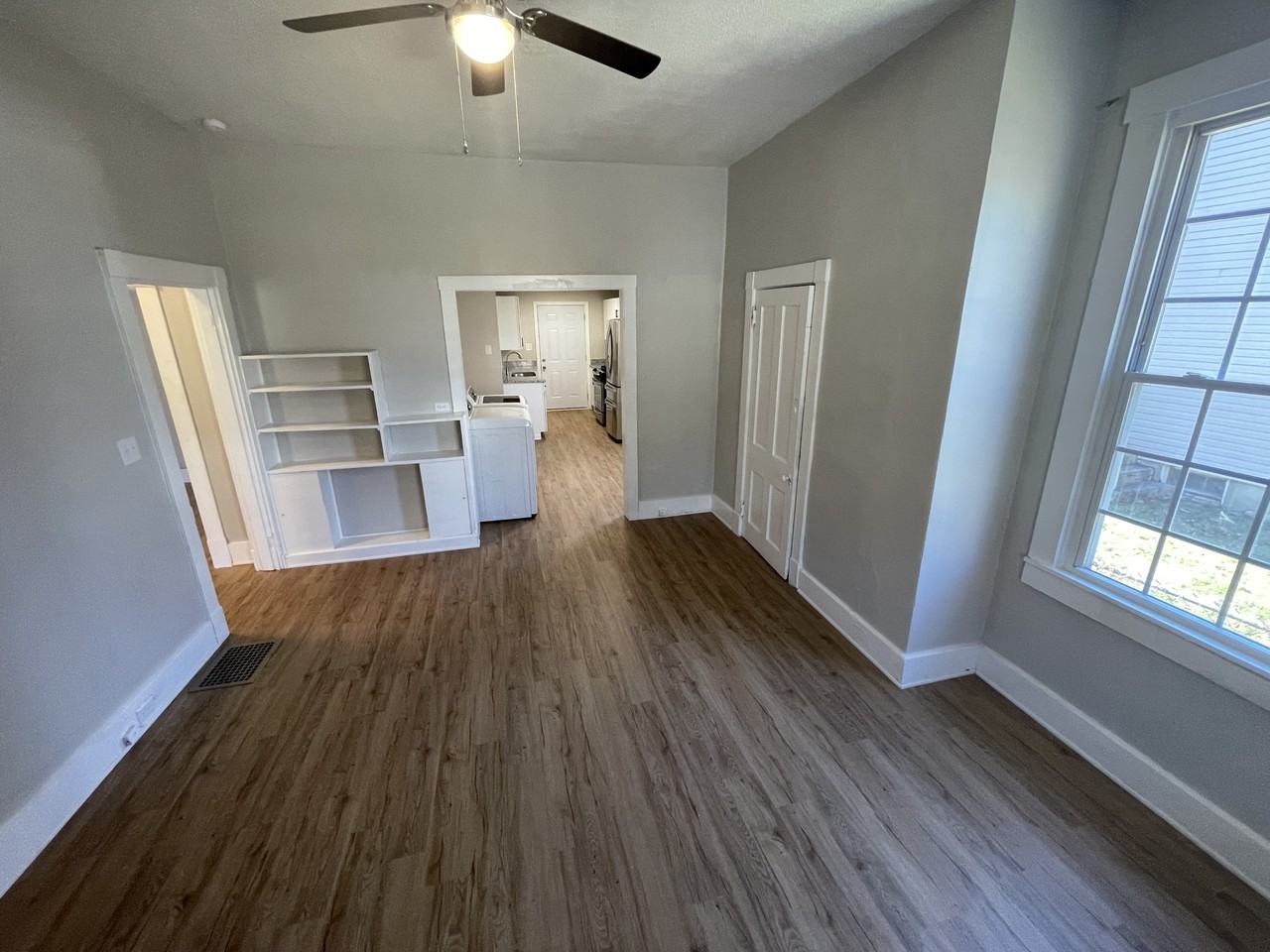 6313 Chandler St - Photo 4 of 16