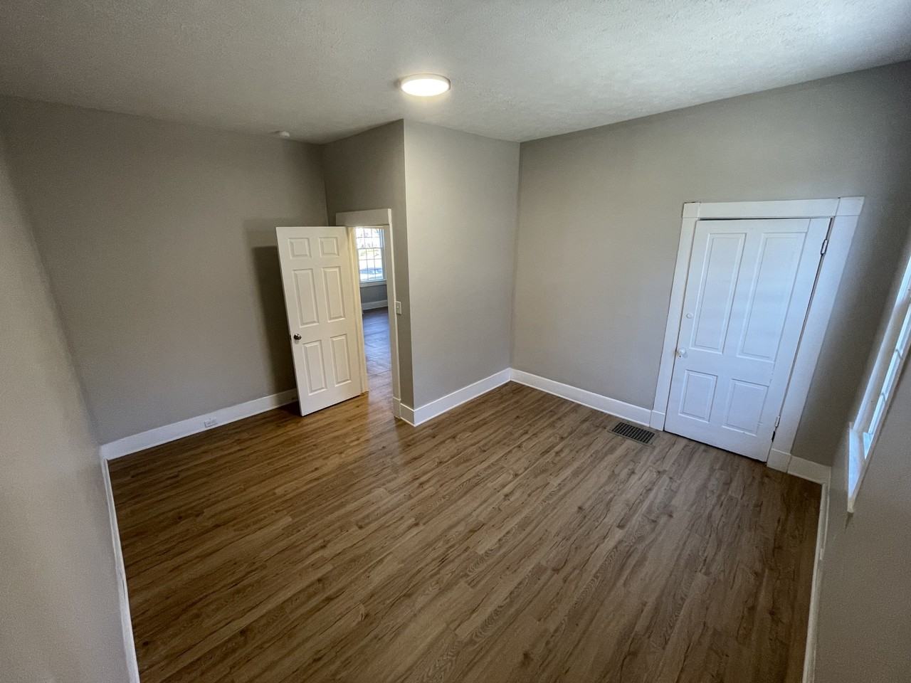 6313 Chandler St - Photo 7 of 16