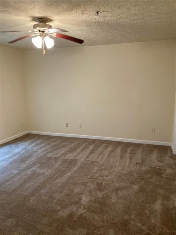 8202 Fairington Ridge Cir - Photo 3 of 8