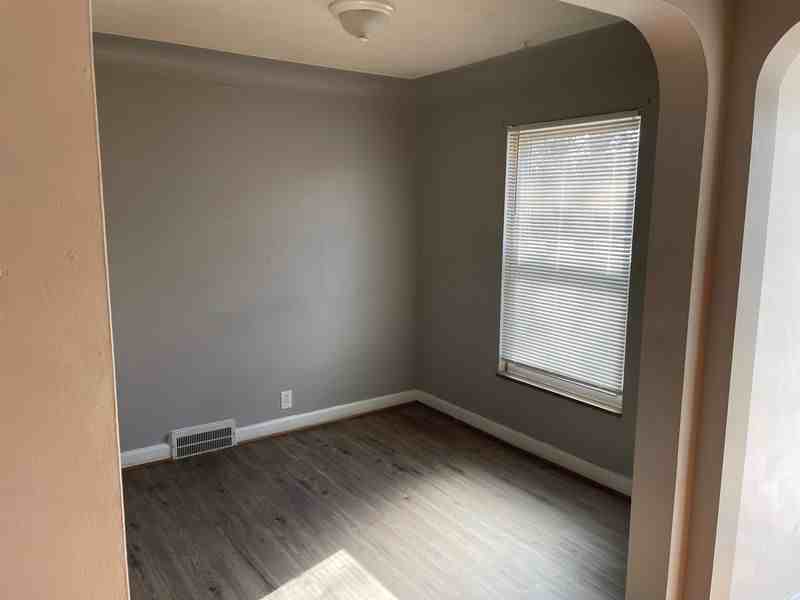 10400 Britain St - Photo 2 of 9