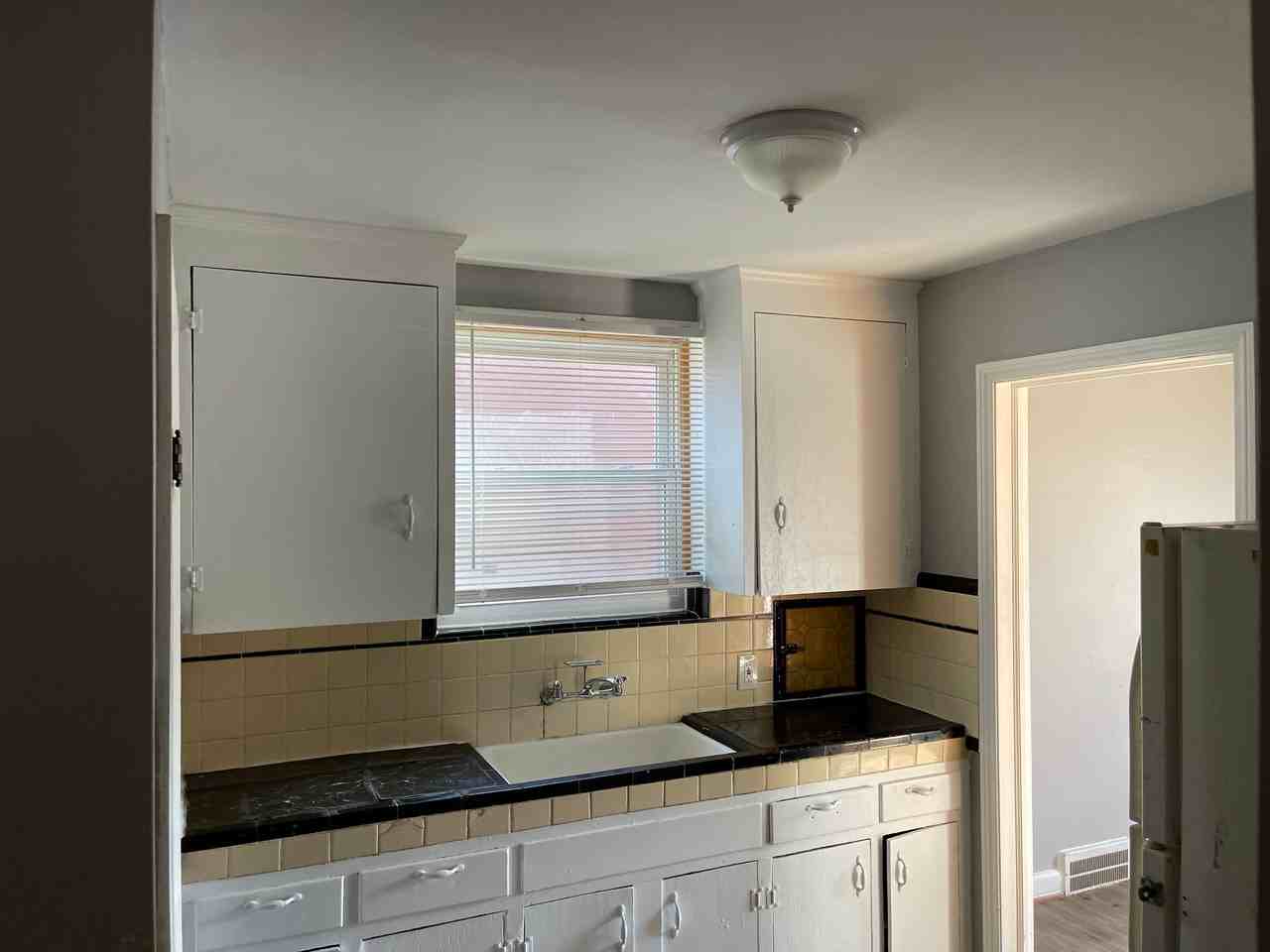 10400 Britain St - Photo 5 of 9